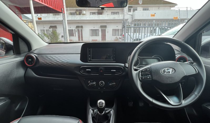 
								2021 Hyundai Grand i10 (1.0) full									