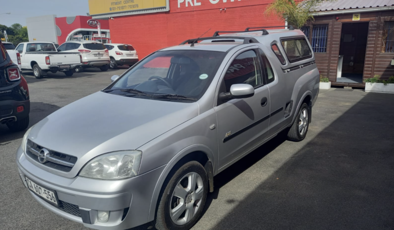 
								2009 OPEL Corsa Utility 1.8 Sport full									